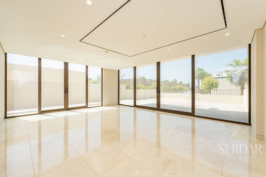 Vacant Unit | Sea-Facing View | Near Beach Access