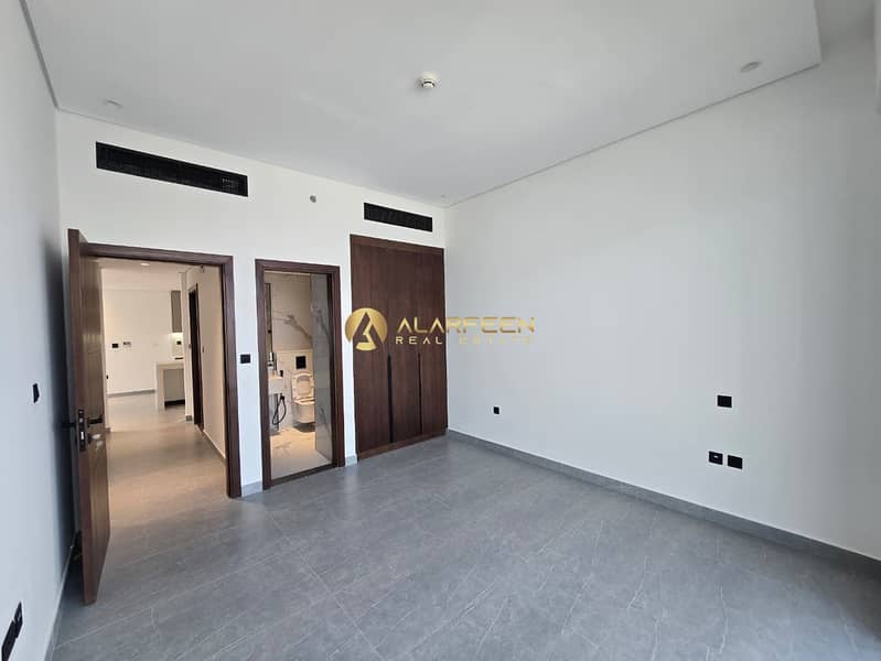 2Br+maid | Corner Unit | Burj Khalifa View - Image 10