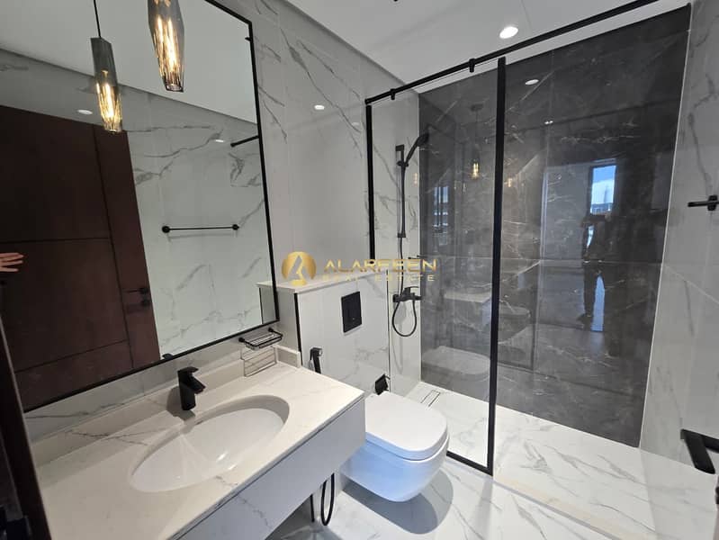 2Br+maid | Corner Unit | Burj Khalifa View - Image 17