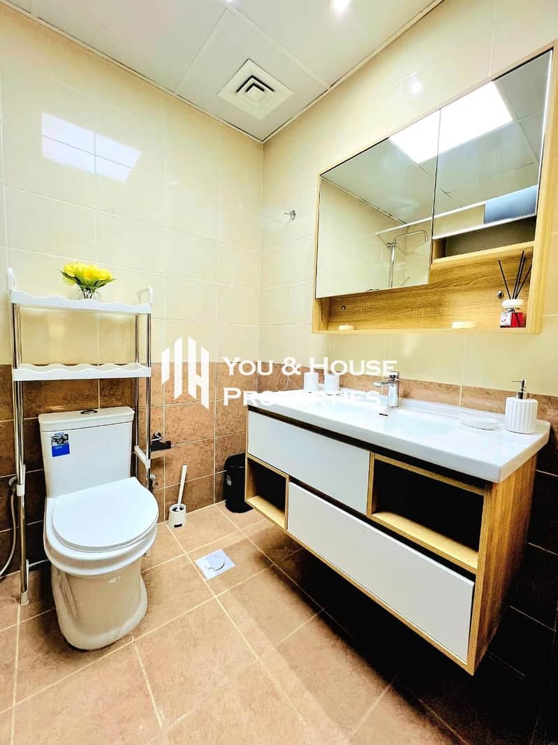 Elegant Furnished Apartment I Premium & Stylish Layout I Prime Location