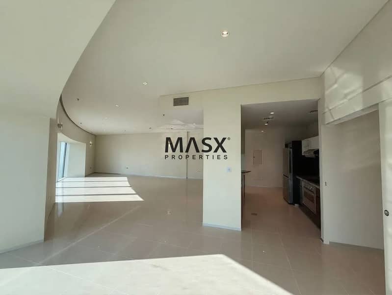 Family Residence | Chiller Free | Near Metro