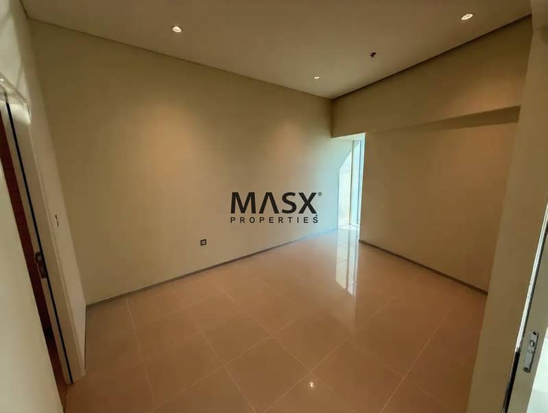 Family Residence | Chiller Free | Near Metro - Image 6