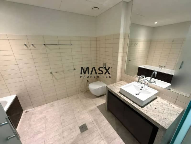 Family Residence | Chiller Free | Near Metro - Image 8