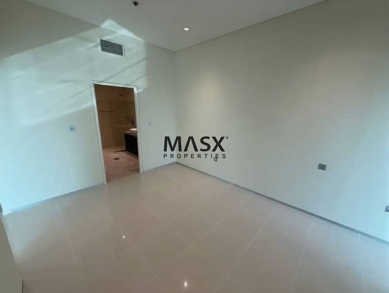 Family Residence | Chiller Free | Near Metro - Image 9