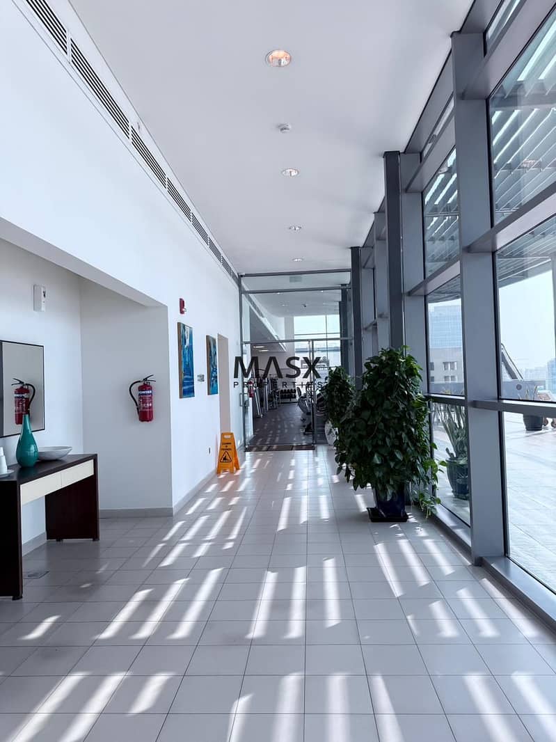 Family Residence | Chiller Free | Near Metro - Image 12