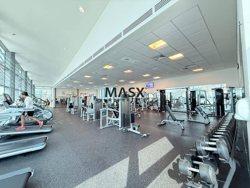 Family Residence | Chiller Free | Near Metro - Image 14