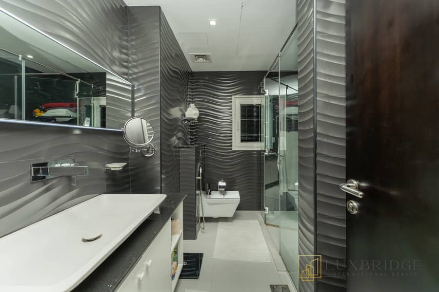 Spacious Townhouse | Vacant | Unfurnished - Image 16