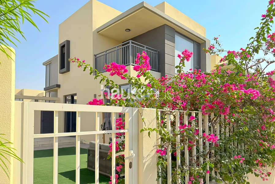 Corner Unit | Vacant Now | Freshly Painted