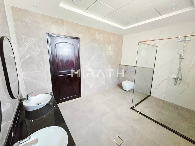 4BR Independent Villa| Prvt Lawn and Pool - Image 6