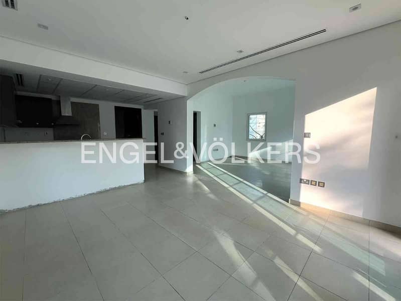 Exclusive | Vacant on Transfer | Prime Location