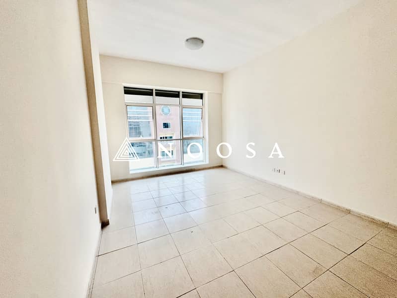 Vacant | High Floor | Spacious Layout - Image 6