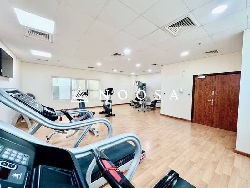 Vacant | High Floor | Spacious Layout - Image 13