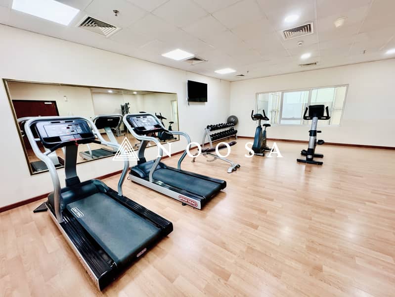 Vacant | High Floor | Spacious Layout - Image 15