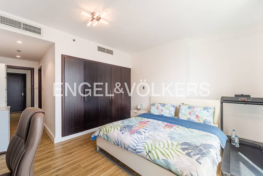 Panoramic View | Generously Sized | VOT - Image 17