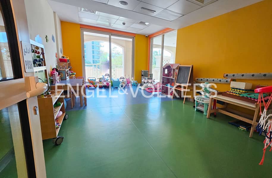 Panoramic View | Generously Sized | VOT - Image 23