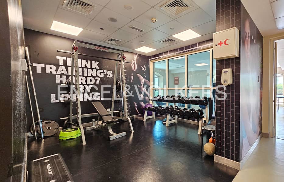 Panoramic View | Generously Sized | VOT - Image 24