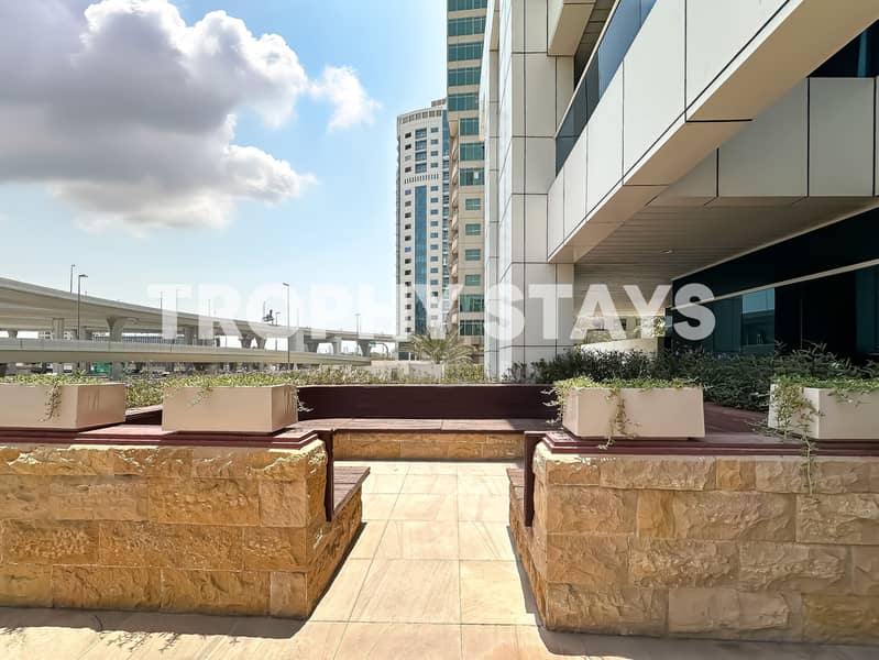 Prime Location | Higher Floor | All Bills Incl - Image 32