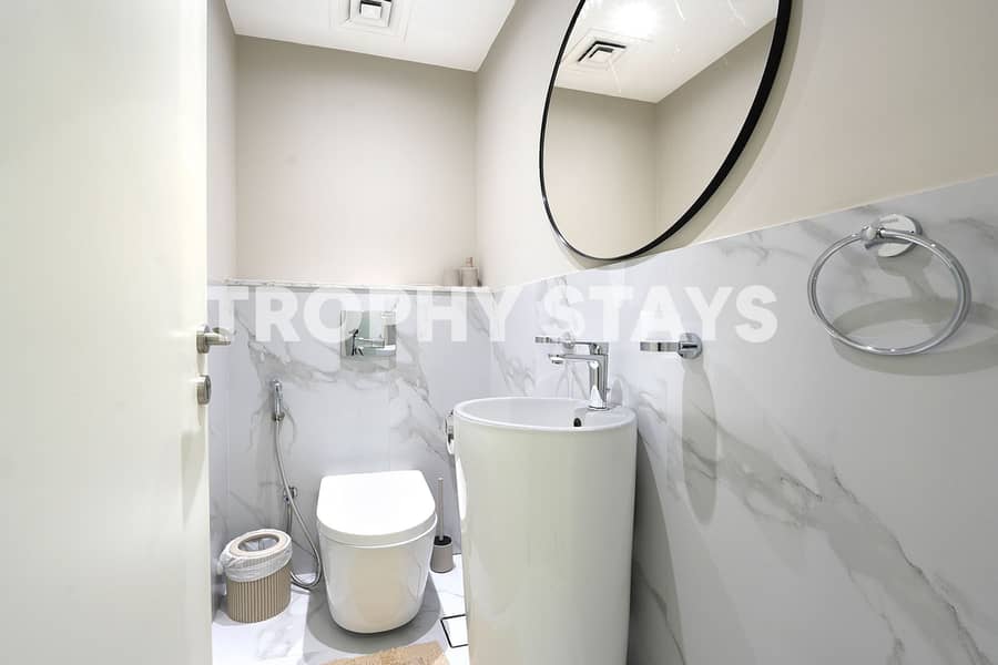 Marina View | Higher Floor | All Bills Incl - Image 6