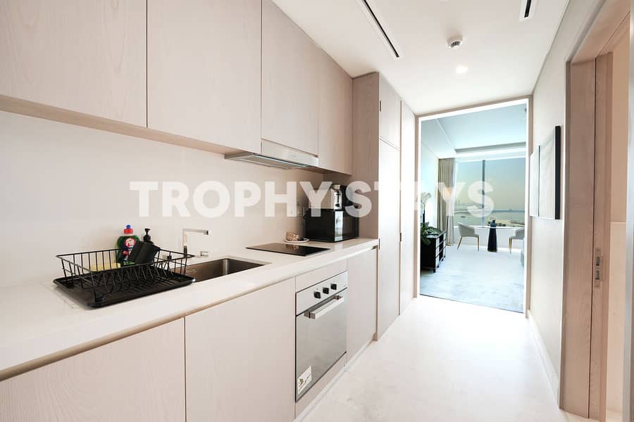 LUXURY STUDIO | 5 STAR FACILITIES | BILLS INCLUDED - Image 10