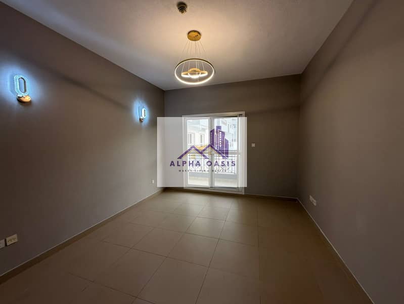 VACANT IN APRIL /HUGE LAYOUT/PRIME LOCATION - Image 7