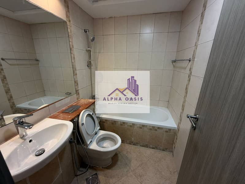 VACANT IN APRIL /HUGE LAYOUT/PRIME LOCATION - Image 9