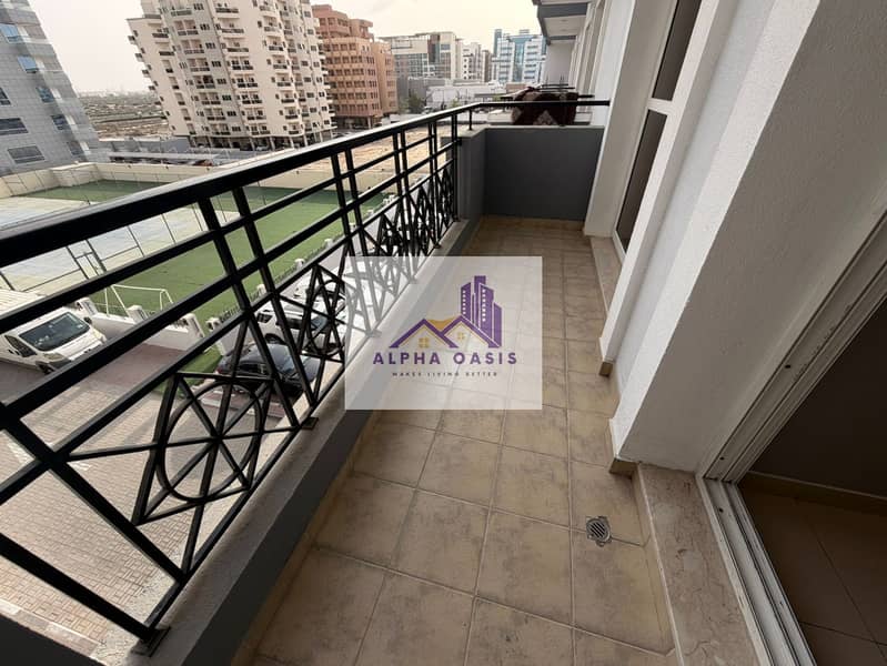 VACANT IN APRIL /HUGE LAYOUT/PRIME LOCATION - Image 10