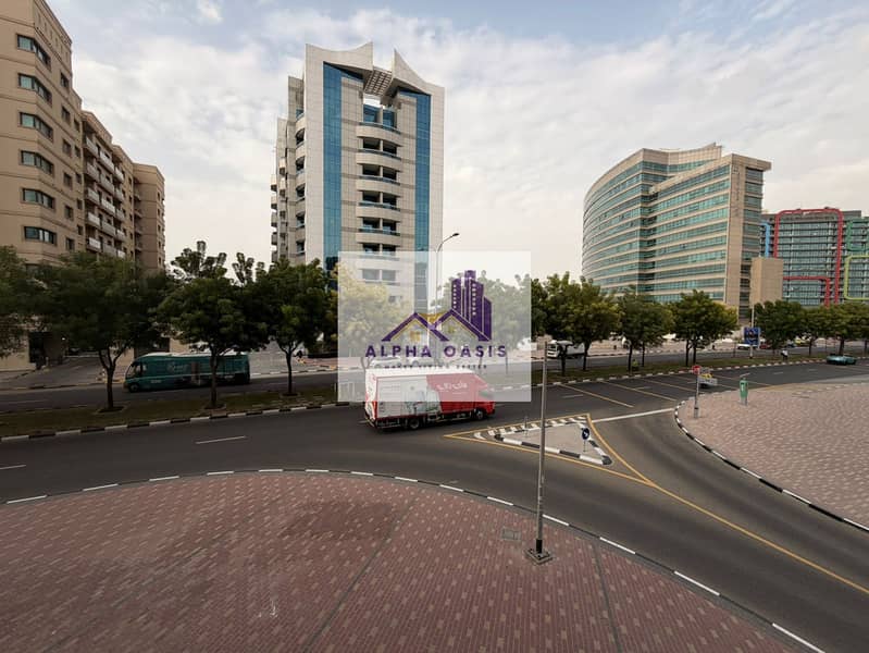 VACANT / HUGE LAYOUT/2BHK+MAIDS ROOM - Image 7