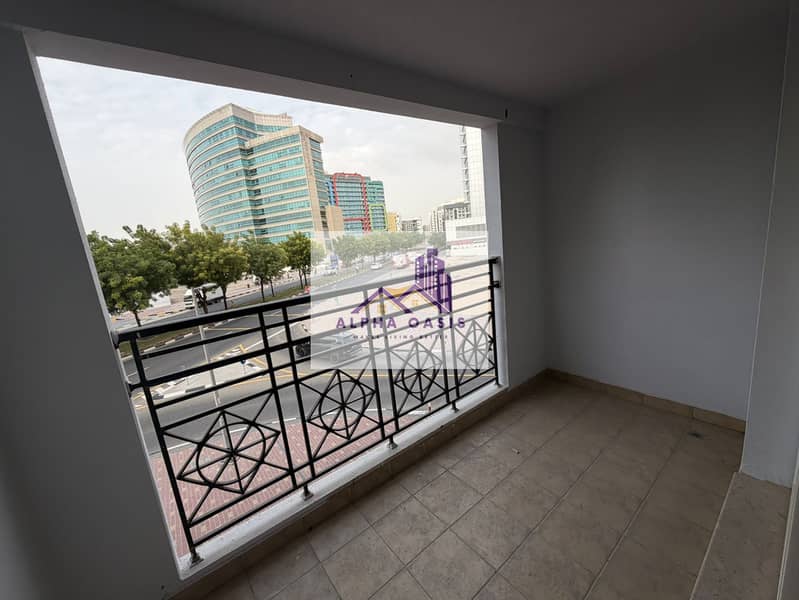 VACANT / HUGE LAYOUT/2BHK+MAIDS ROOM - Image 8