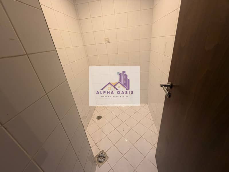 VACANT / HUGE LAYOUT/2BHK+MAIDS ROOM - Image 9