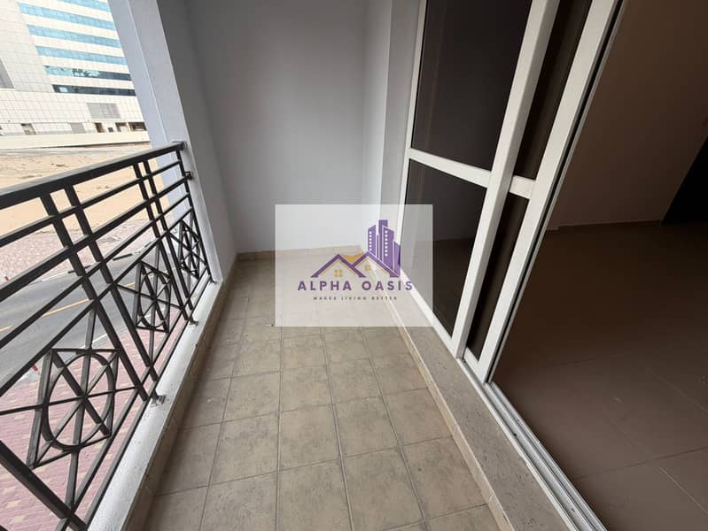 VACANT / HUGE LAYOUT/2BHK+MAIDS ROOM - Image 11