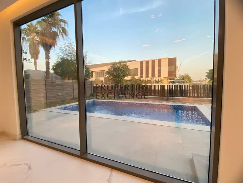 Brand New | Single row on Park | Corner Plot - Image 6