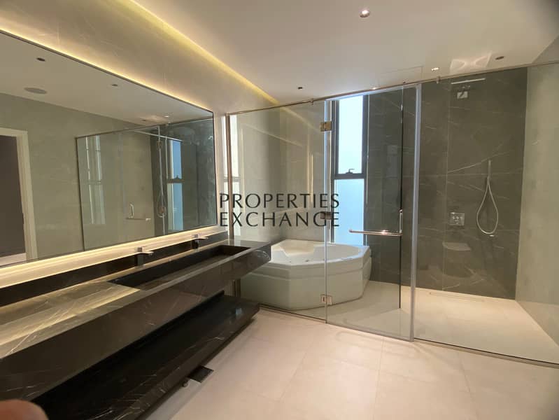 Brand New | Single row on Park | Corner Plot - Image 16