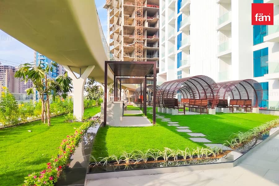 Brand New | High Floor | Miracle Garden View - Image 8