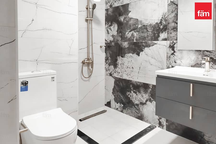 Brand New | High Floor | Miracle Garden View - Image 10