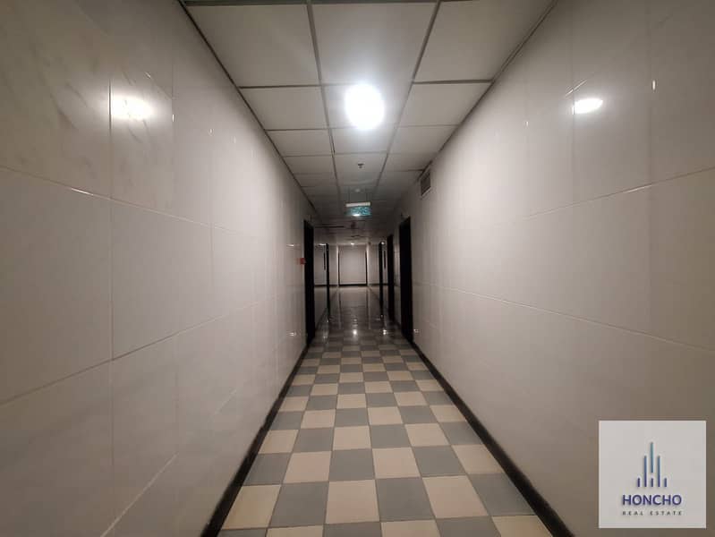 AC FREE | PREMIUM LOCATION |CLOSE TO METRO