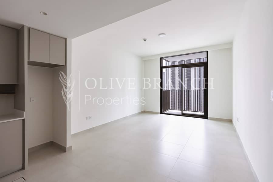 High Floor | Brand New | Luxury Creek Living