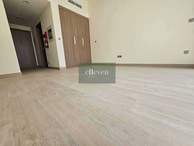 Studio/The best Price/ Prime Location - Image 7