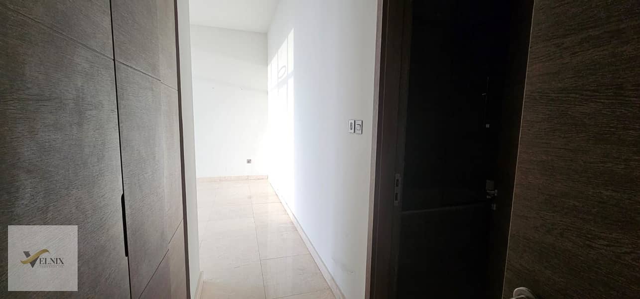 FULL SEA VIEW |3BHK | Unfurnished I World-class Amenities - Image 10