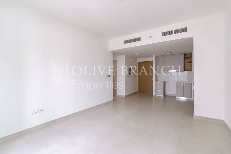 High Floor | Brand New | Luxury Creek Living - Image 8