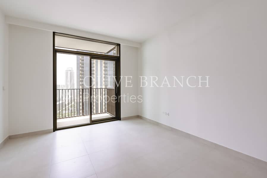 High Floor | Brand New | Luxury Creek Living - Image 11