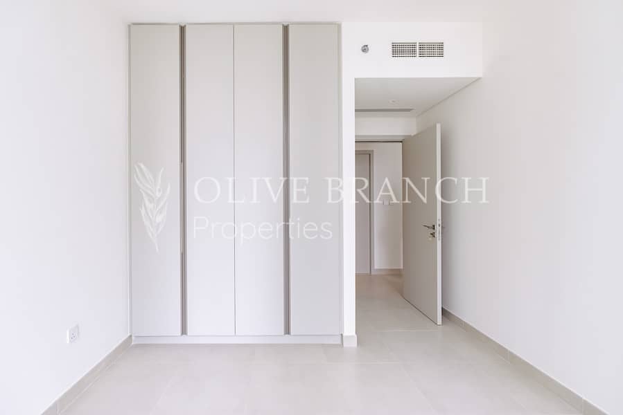 High Floor | Brand New | Luxury Creek Living - Image 15