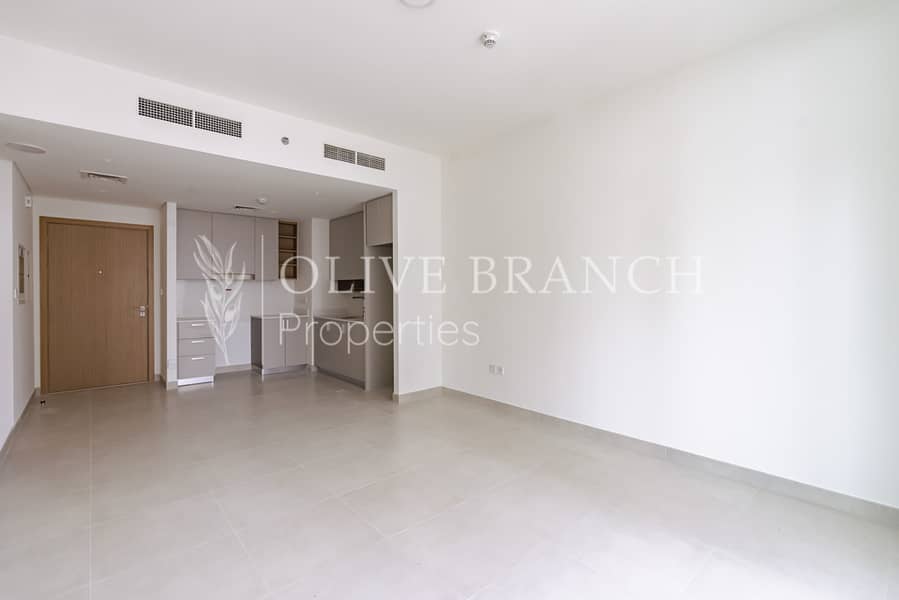 High Floor | Brand New | Luxury Creek Living - Image 18