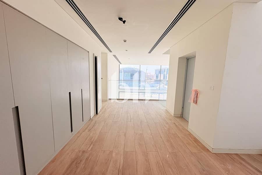 Phase 2 | 4BR + Maids | Prime Location - Image 8