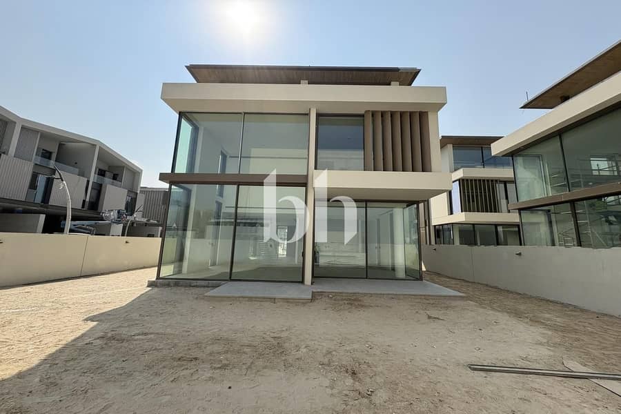 Phase 2 | 4BR + Maids | Prime Location - Image 15