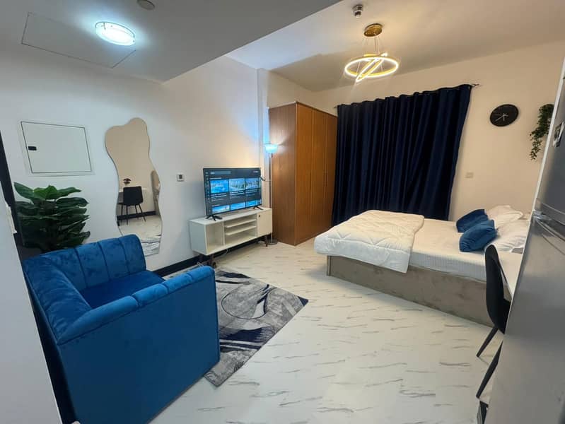 Lavish || Elegant and customized design || Brand new