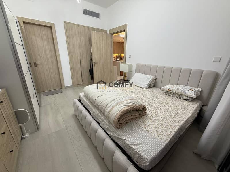 MARVELLOUS LOOK - Image 9