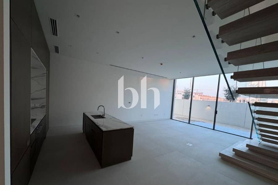 Corner Unit | Phase 2 | Prime Location