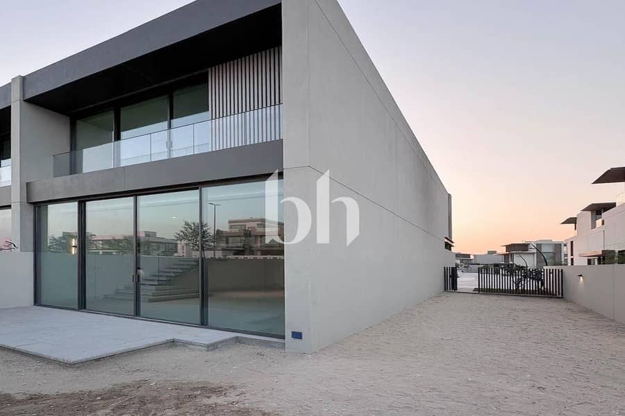 G+2 Townhouse | Big Plot | End Unit - Image 19