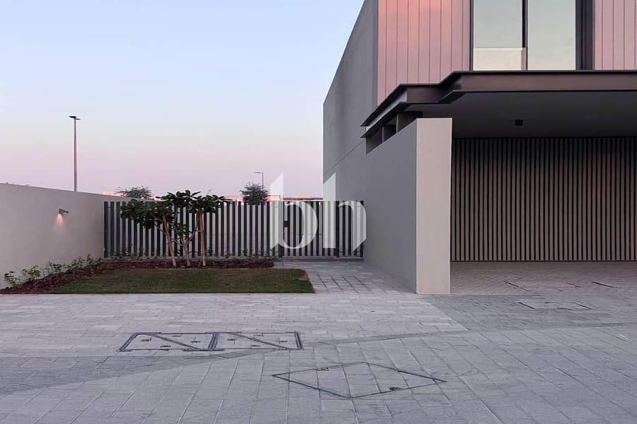 G+2 Townhouse | Big Plot | End Unit - Image 20