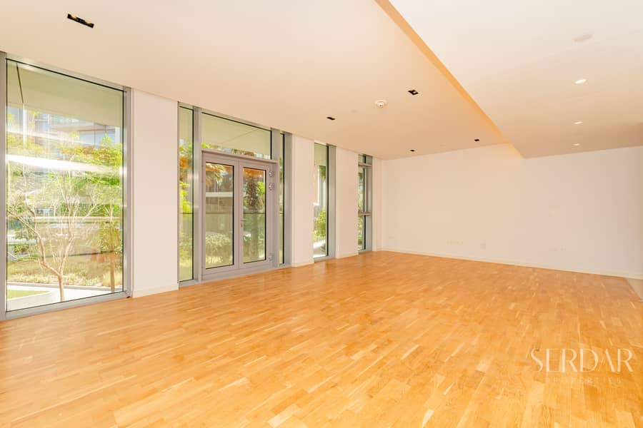 Available Now | Roomy Layout | Beautiful Ain View